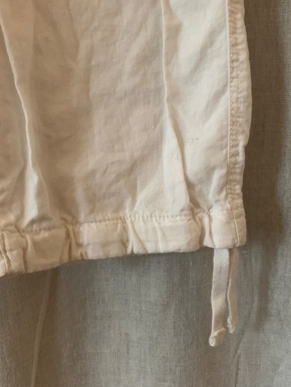 H&M L.O.G.G. Off-White Linen Blend Drawstring Hem Straight Pants US 4